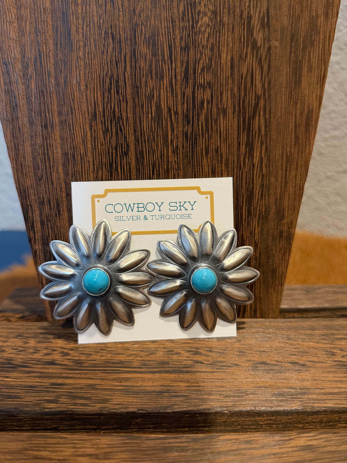 Kingman Flower Concho